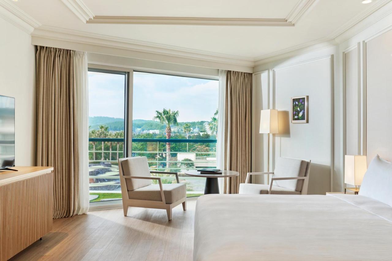 Grand Josun Jeju Hotel Seogwipo Exterior photo
